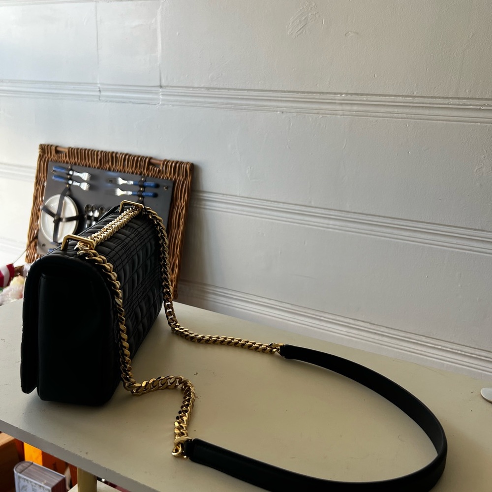 Rare Burberry Crossbody - Picture 4 of 7